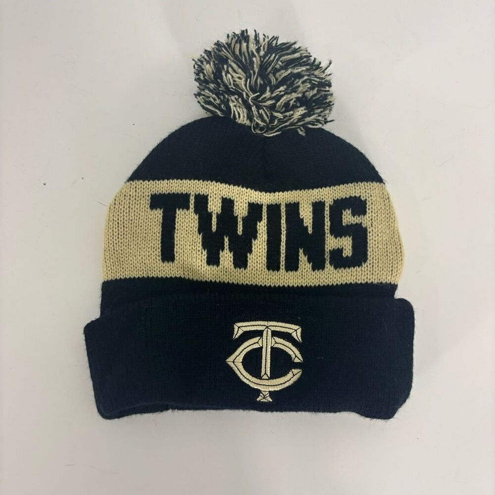 MLB Minnesota Twins Baseball Cream & Navy Blue Pom Pom Winter Hat